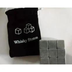 8 isbitar av sten whisky