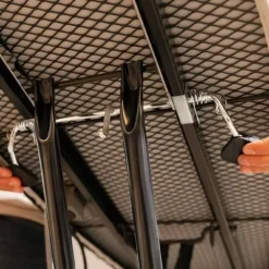 Cecotec 100% cotton ironing board cover with an adjustable size of 135 x 55 cm.