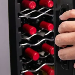 Cecotec Vinägeri Bolero GrandSommelier 34030 Svart Kompressor