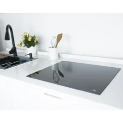 CONTINENTAL EDISON CETI3B28 induktionshäll 3 zoner, 6600W - 3 boosters - 3 timers - svart