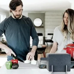 5-delars Skärbräda i Vetehalm med Ställ – Multifunktionella Färgsorterade Skärbrädor för Kök