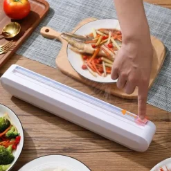 Dispenser och Skärare för Plastfolie