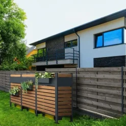 DIY Enkelpanel för Soptunnsinkapsling - Hållbar, Väderbeständig, Enkel att Montera