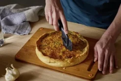Fiskars Functional Form - Pizza wheel - 26 cm