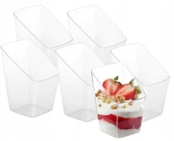 Fyrkantiga behållare för desserter 50 ml plast 24 stycken