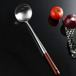 General's Kitchen 304 Rostfritt Stål Stor Soppslev med Långt Handtag för Hemmabruk, Värmebeständig Stekslev med Handtag i Rosenträ, Soppslev, Stekslev, Grötlev | CDON