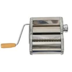 Hemgjord pastamaskin