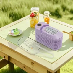 Isbitsmaskin - Mini för bänkskiva - Kompakt - Bärbar - Bilströmkabel 12V - Med klämma - För hem, bil och resa - Lila