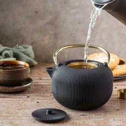 KINGHOFF Gjutjärnsteapot 1L med filter Guld