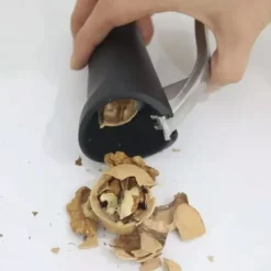 KINGHOFF KH-1737 Nötknäppare Svart