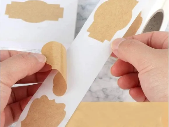 Klisteretiketter / Etiketter på Rulle - 250 st