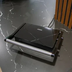 MELISSA Panini-grill och kontaktgrill med non-stickbeläggning och överhettningsskydd 1000W Svart