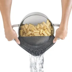 Metaltex gjutningshjälpmedel 14,5x27,5x9 cm svart