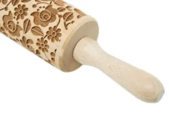 MoodForWood Träkavel, Graverad, 43 cm med Handtag, Perfekt för Bakning - Ungerskt Folkmönster