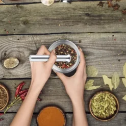 Mortel och stöt, 10x9 cm, Silver