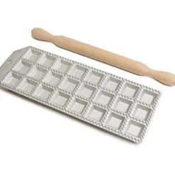 Moule till fyrkantiga ravioli Calder med trärrulle - Pack om 24 stycken - Flerfärgad