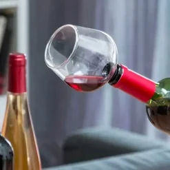 Propp i form av ett vinglas - H 13 cm Transparent