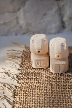 Salt & Pepper Sumba Bazar Bizar