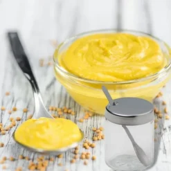 Set med 6 senapsburkar med sked Fackelmann