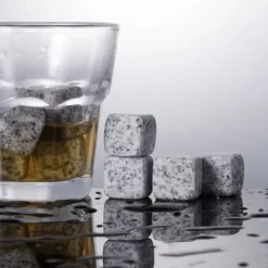 Set med 9 återanvändbara granitwhiskystenar Täljstensiskuber Dryckskylare
