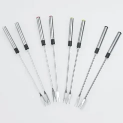 SEVERIN Fondue - FO2473 - Kapacitet 1,4 l - Upp till 8 personer - Justerbar termostat - 1500 W