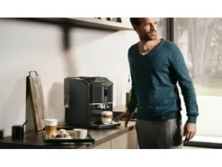 Siemens EQ.300 TF301E19 - Automatisk kaffekokare med mjölkskummare - 15 bar - pianosvart