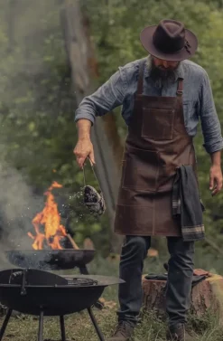 SKINNFÖRKLÄDE GRILL / BBQ / BARISTA / KOCK / FRISÖR FÖRKLÄDE BRUN DISTRESSED APRON