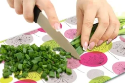 SKÄRBRÄDA I GLAS 52x40 BLOMMOR