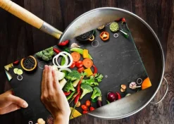 SKÄRBRÄDA I GLAS 52x30 KRYDDOR