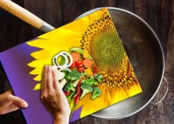 SKÄRBRÄDA I GLASPLATTA 52x40 BLOMMA