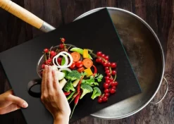 SKÄRBRÄDA I GLASPLATTA 52x40 FRUKT