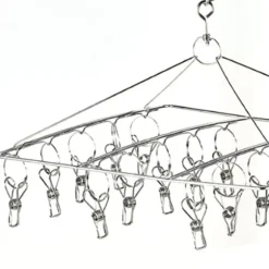 Torkhängare i rostfritt stål med flera clips för underkläder, strumpor, hattar