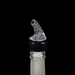 Transparent 50 ml uppmätt flaskhällare för whisky, vin och sprit, perfekt för hemmabar