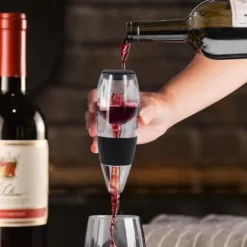 Vinluftare – Snabb Dekantering för Förbättrad Smak och Arom