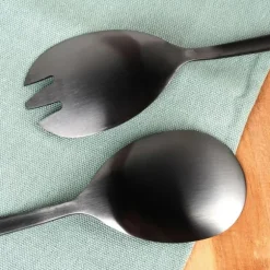 2x salladsskedar svart bestick för servering av sallader och rätter