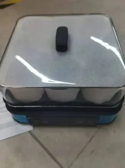 Yoghurtmaskin, digital yoghurtberedare, temperatur- och tidsstyrning, automatisk, 9 glasburkar à 170 ml, svart